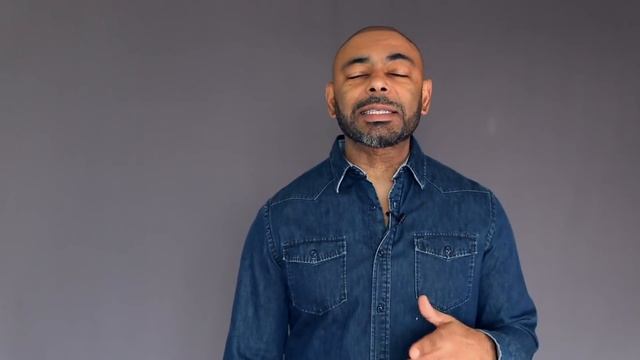 10 Casual Shoes Every Man Needs смотреть онлайн