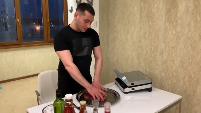 Стейк из Мраморной Говядины. Готовим на электрогриле смотреть онлайн