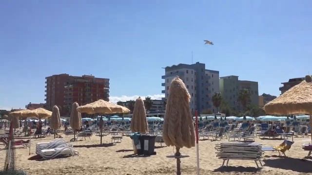 Montesilvano in Abruzzo смотреть онлайн