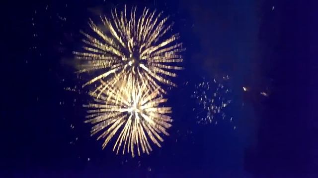 Салют в Германии смотреть онлайн