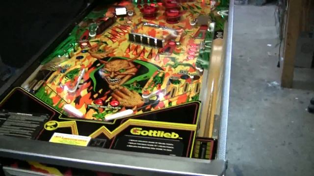 #354 Gottlieb DEVIL'S DARE Pinball Machine- Popular System 80 Game! TNT Amusements смотреть онлайн
