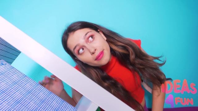 ТИПЫ ДЕВОЧЕК В ШКОЛЕ | Назад в Школу от Ideas 4 Fun смотреть онлайн