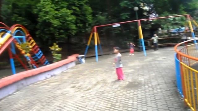 Ami Nua Dinor Ek Jak Phulo Huri смотреть онлайн