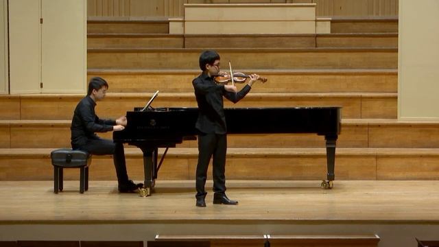 Saint-Saëns Violin Concerto No. 3 1st Movement by To Mak and Pianist Andy Chung смотреть онлайн