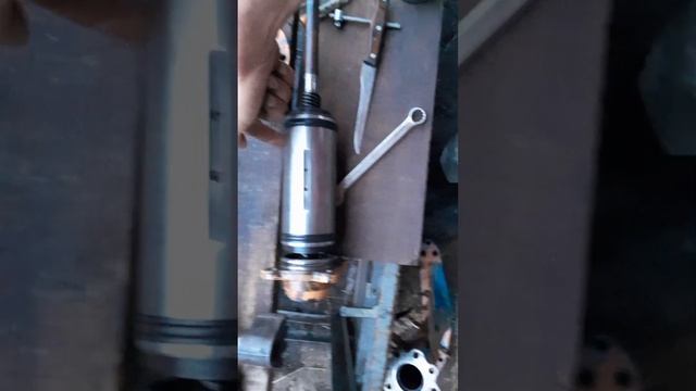 Принцип работы золотника из серии " Как исправить проблему тяжёлого руля на тракторе т40 часть2" смотреть онлайн