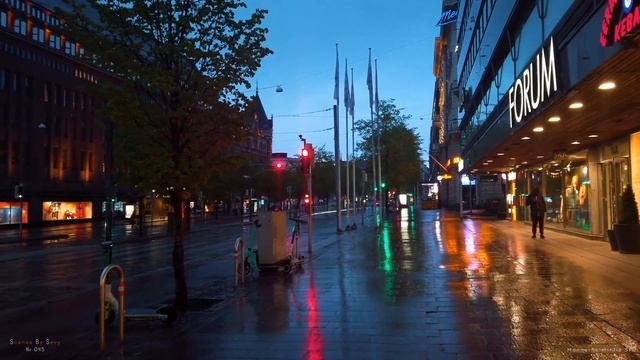 Helsinki, Finland ☔ Walking in the Rain in the City Center смотреть онлайн