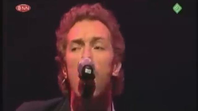Coldplay - Violet Hill (Live at Amsterdam) (High Quality) смотреть онлайн