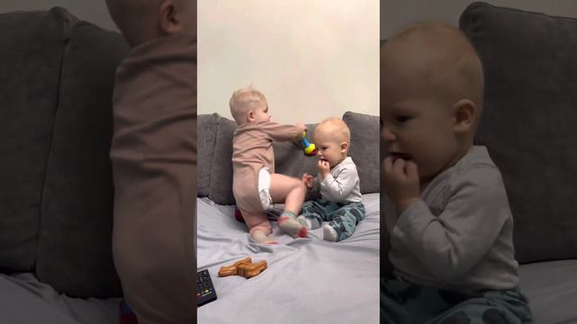 Два мужика не могут поделить … смотреть онлайн