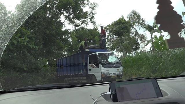 Русские на Бали №19. Снимают Швы. Пицца с Мухами. Обезьяны. Настя за Рулем. Опасная Дорога смотреть онлайн