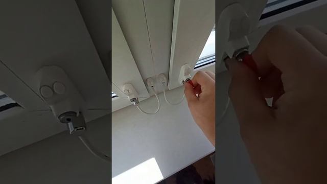 Детская безопасность на окна. замок с тросиком для окон. #секретыоконщика как работает и как устрое смотреть онлайн