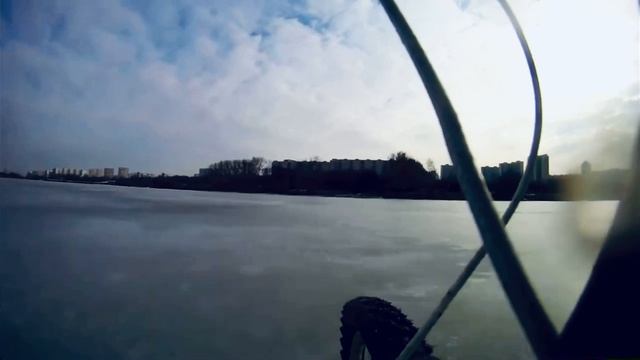 По тонкому льду смотреть онлайн