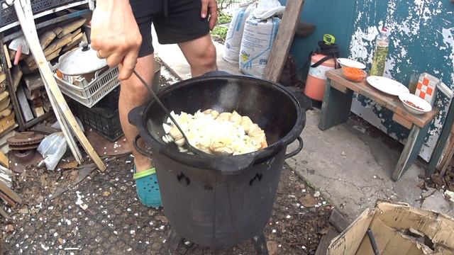 1 мая 2023г. дача , плов и хорошая погода. смотреть онлайн