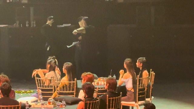 [2023 Asia Artist Awards] NewJeans reacting to Stray Kids - GET LIT смотреть онлайн