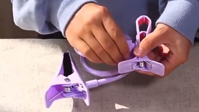 Универсальный гибкий держатель для телефона смотреть онлайн