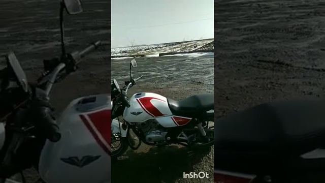 Виїзд після зимової сплячки 80 км Bajaj V15 смотреть онлайн