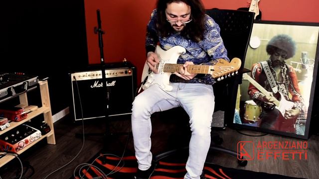 Fender Jimi Hendrix Stratocaster with JJ's Guitar Pickups "Purple Voodoo" SET смотреть онлайн