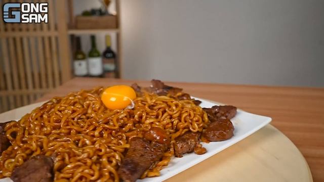 ASMR MUKBANG 짜파게티 & 쭈꾸미 & 소세지 BLACK BEAN NOODLES & FIRE OCTOPUS & SAUSAGE EATING SOUND! смотреть онлайн