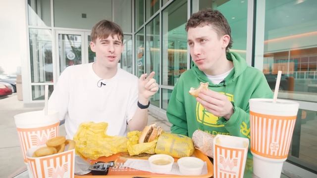 Brits try Whataburger for the first time! смотреть онлайн