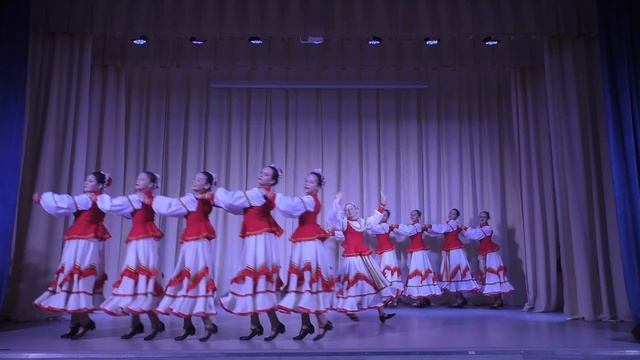 ансамбль танца "FORCE" / танец Гусеница /Dance studio "FORCE", / Dance Caterpillar /15 years смотреть онлайн