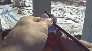 Снять провод с изолятора на столбе.