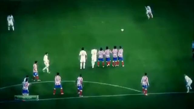 Muratovic's Astonishing Freekick смотреть онлайн