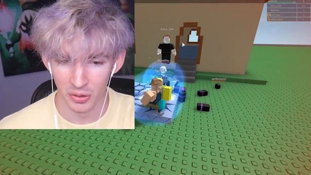 100 people controlled ONE ROBLOX PLAYER... смотреть онлайн