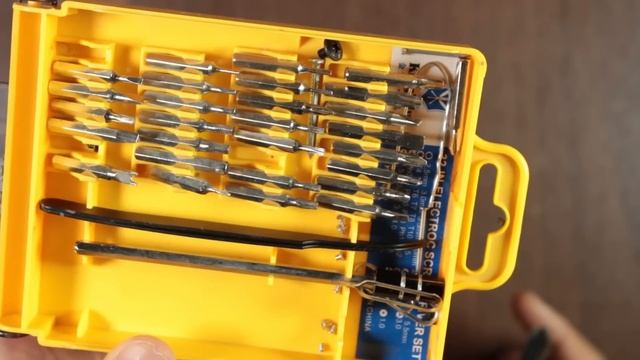 Troubleshooting Hard Drive Problems | Pt 9 Computer Turns On But No Display On Monitor смотреть онлайн