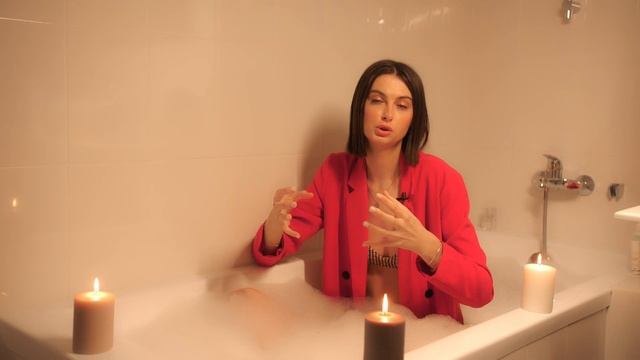 Как помочь СОБАКЕ пережить ЖАРУ | Как охладить собаку | Собакам летом ЖАРКО! смотреть онлайн