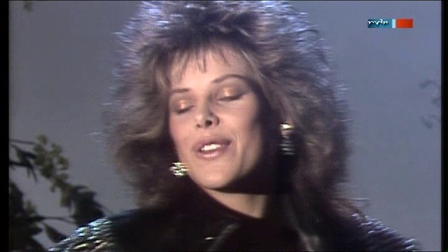 C.C.Catch - Cause You Are You Young (Maxi-Version) смотреть онлайн