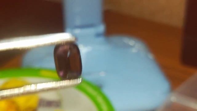 Натуральный камень Шпинель 3.17ct. смотреть онлайн