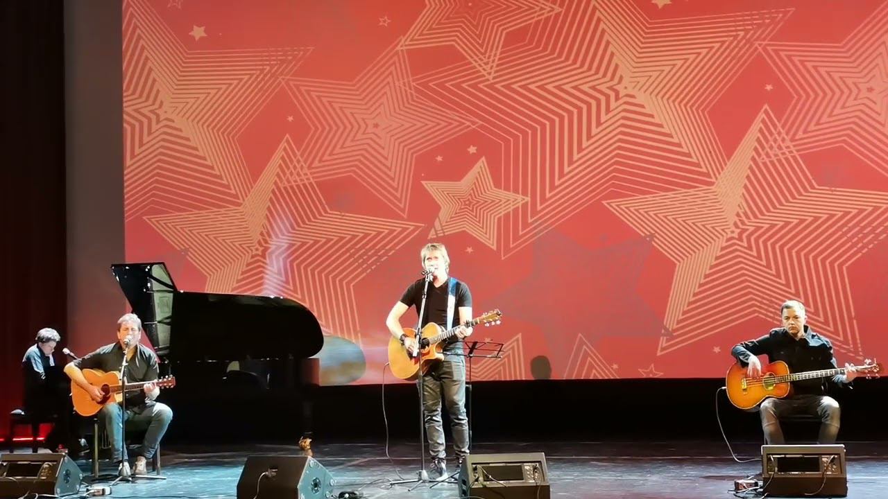 Алексей Хомчик и группа Ирония судьбы "Облака" 9 мая 2022 смотреть онлайн