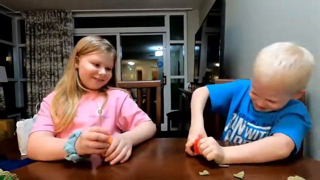 Everyday Adventures Finds Treasure X Sunken Gold смотреть онлайн