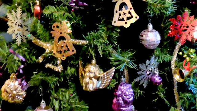 Бюджетная елочка, или кошковладельцам на заметку. смотреть онлайн