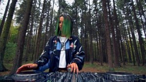 Miss Monique - New Special Progressive House DJ Mix for Freegrant Music