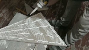 Клею керамогранит на фанерный пол