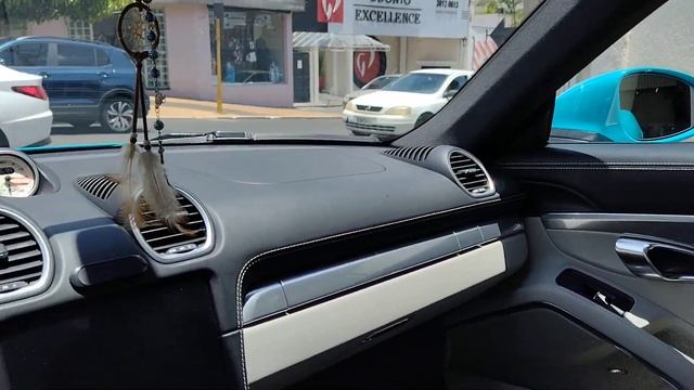 ENVELOPEI AS RODAS DA PORSCHE CAYMAN! смотреть онлайн