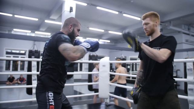 Мотиватор / Бокс / Подготовка к открытому рингу.