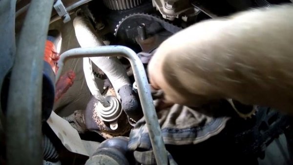 How to change the timing belt kit and the coolant pump on a Citroen C8 2.2 HDI