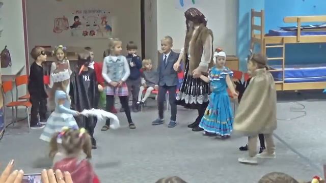 Новогодний утренник "Снежная королева" в детском саду "Adriatic Land" смотреть онлайн