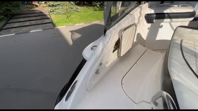 Моторная яхта Monterey 298 SC смотреть онлайн