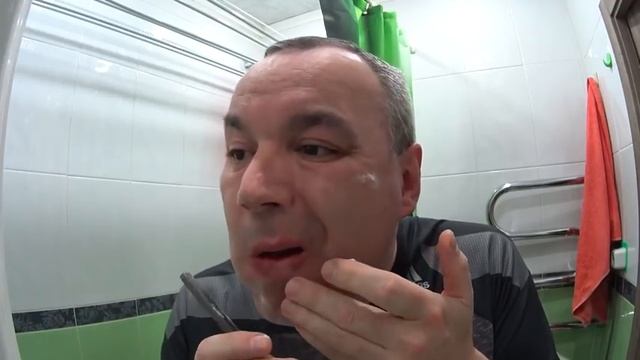 Опасная клинковая бритва Дамаск, бритье новичка Игорь, г Нефтеюганск смотреть онлайн