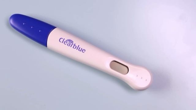 How to Take a Clear Blue Pregnancy Test | Parents смотреть онлайн