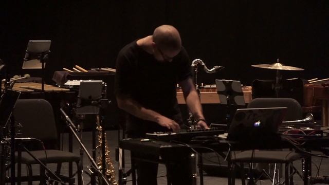 Adam Cuthbert • composite objects смотреть онлайн