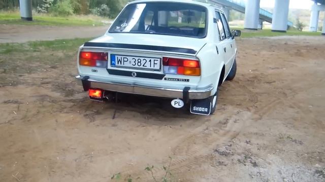 SKODA 105 L