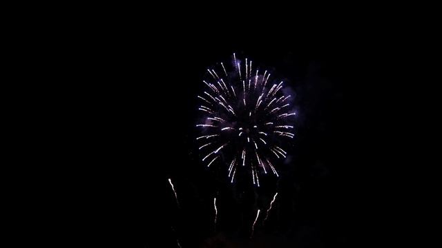 Салют на День Рождения. смотреть онлайн
