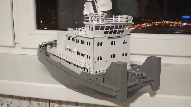 Модель буксира-толкача ОТ-1500 в масштабе 1:100.Часть 3 смотреть онлайн