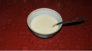 Жареный морской окунь в сметане с овощами. Ммм… вкуснятина.