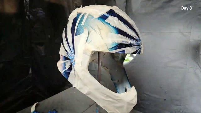 How to Paint a Motocross Helmet | Airoh Aviator смотреть онлайн