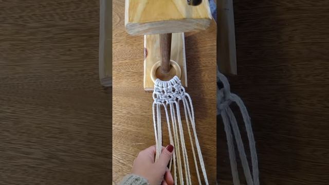 Macramé, sujetadores de cortinas. Materiales en descripción. смотреть онлайн