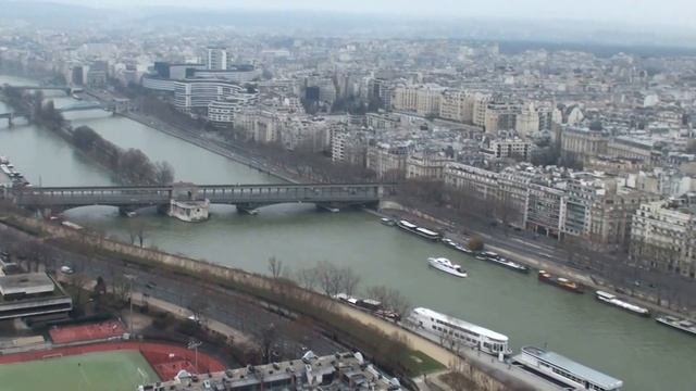 Париж. Вид с Эйфелевой башни. Paris. View from the Eiffel Tower. смотреть онлайн